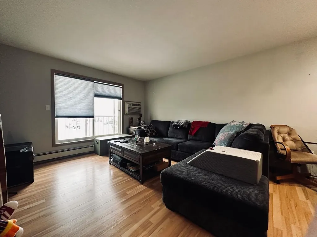 6608 42 Street Lloydminster AB T9V 3L1