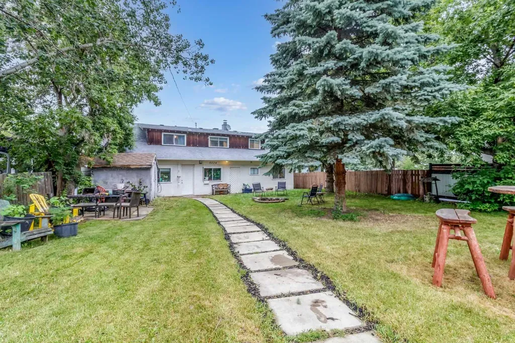 5224 50 Avenue Sylvan Lake AB T4S 1E7