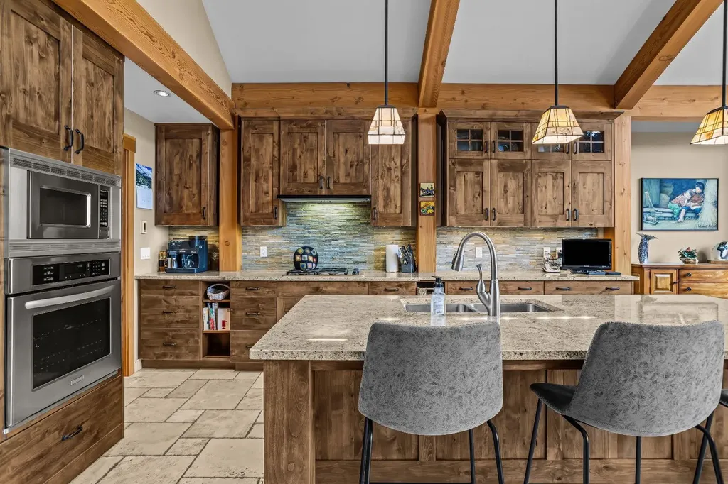 215 Benchlands Terrace Canmore AB T1W 1G1