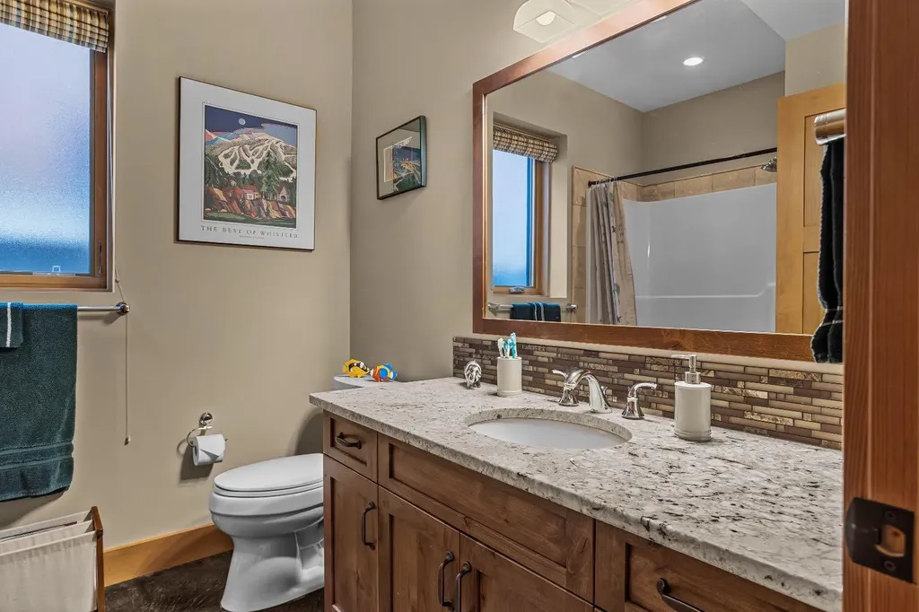 215 Benchlands Terrace Canmore AB T1W 1G1