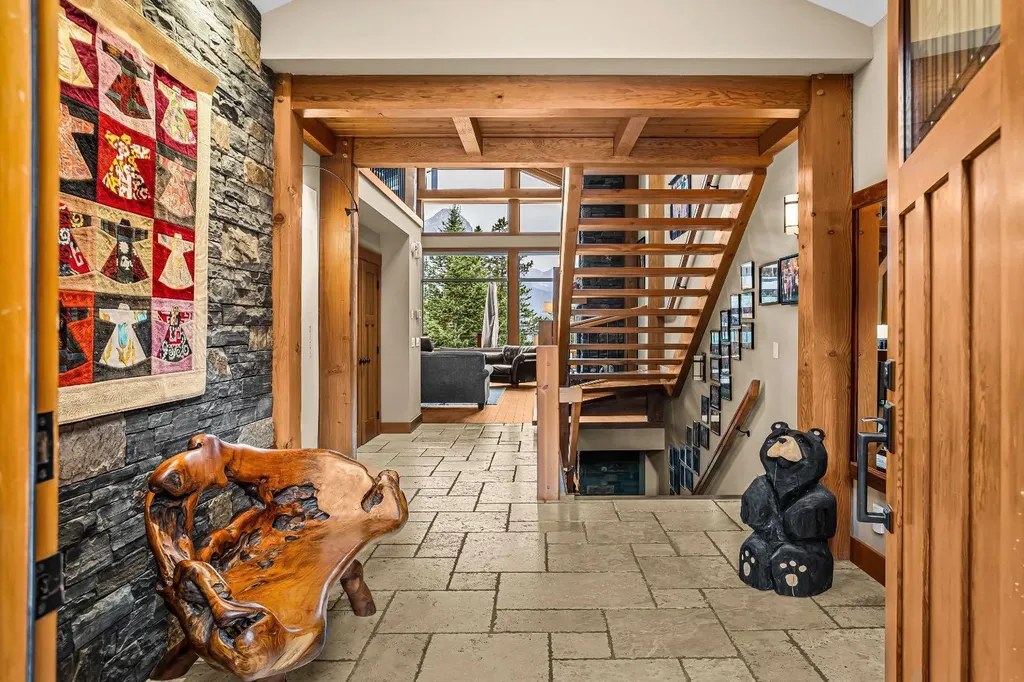 215 Benchlands Terrace Canmore AB T1W 1G1