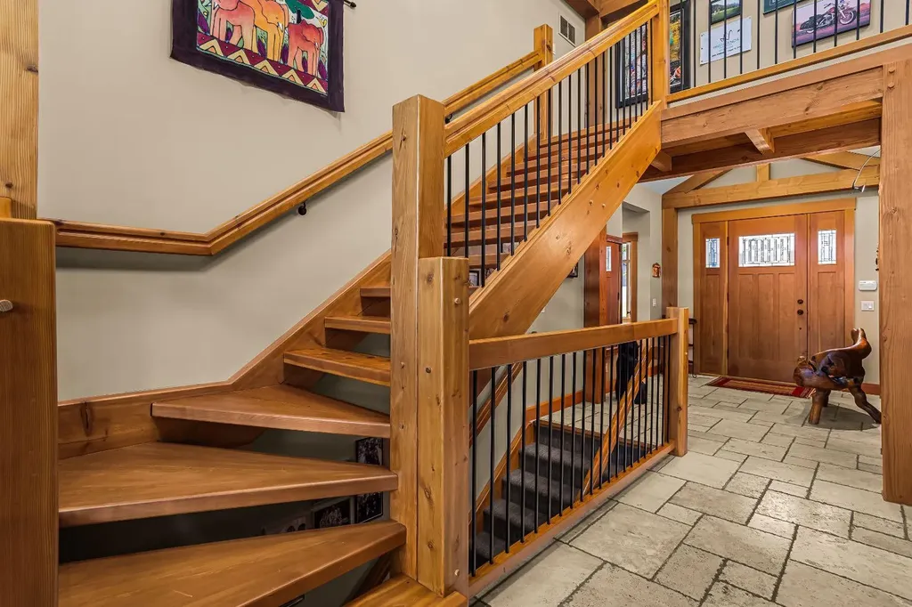 215 Benchlands Terrace Canmore AB T1W 1G1