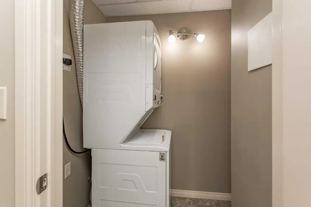 69 Ironstone Drive Red Deer AB T4R 0J8