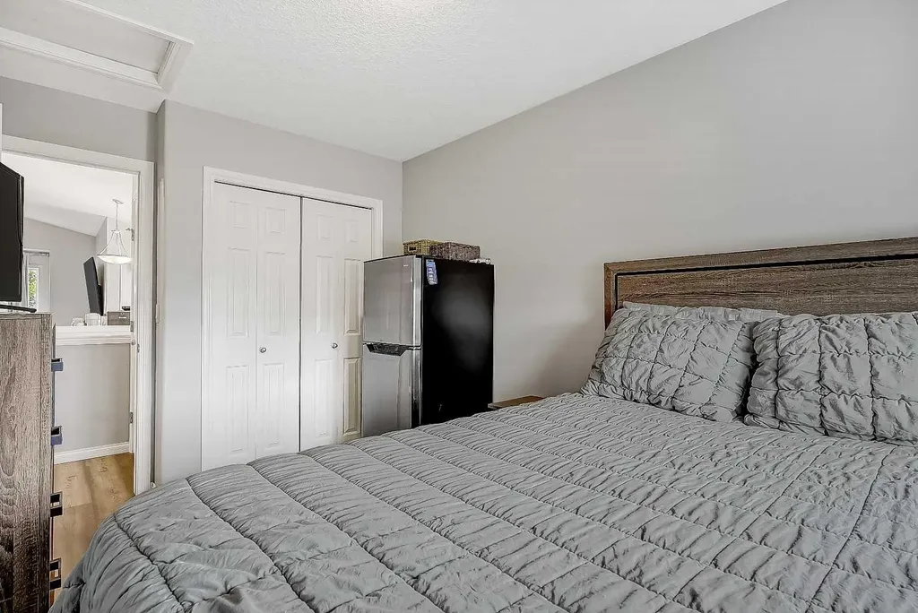 12002 102 A Street Grande Prairie AB T8V 0M7
