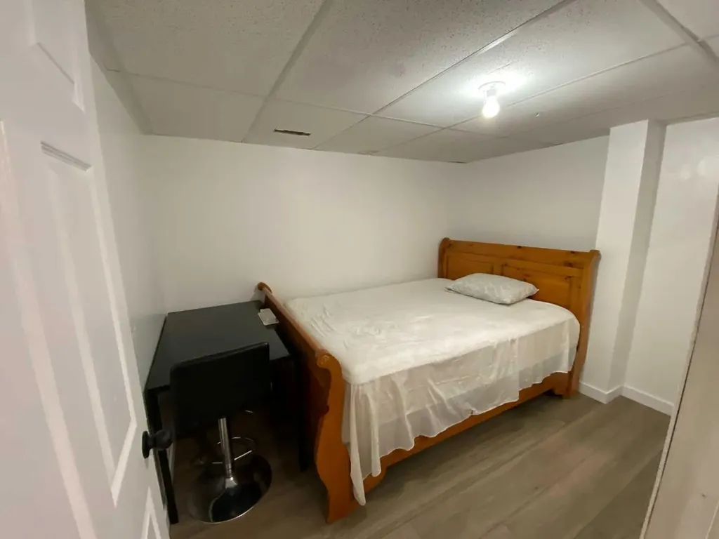 1708 2 Avenue E Brooks AB T1R1K3