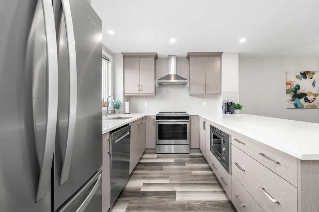 374 Magnolia Square SE Calgary AB T3M 2W4