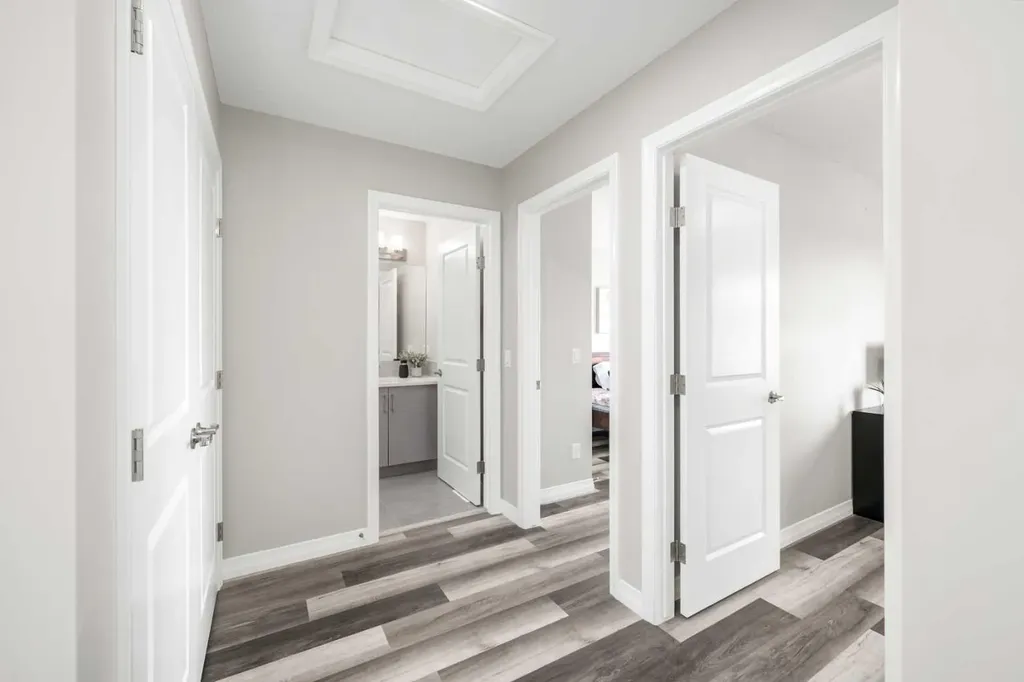 374 Magnolia Square SE Calgary AB T3M 2W4