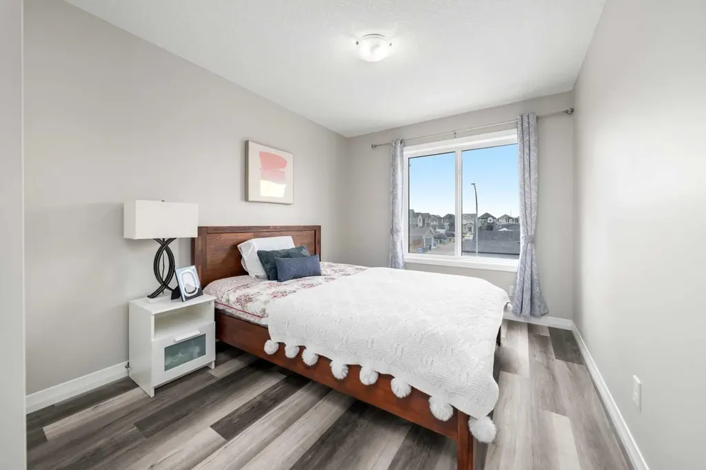 374 Magnolia Square SE Calgary AB T3M 2W4