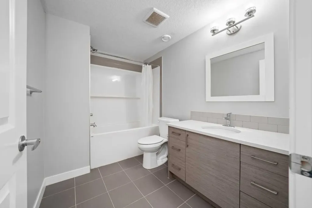 374 Magnolia Square SE Calgary AB T3M 2W4