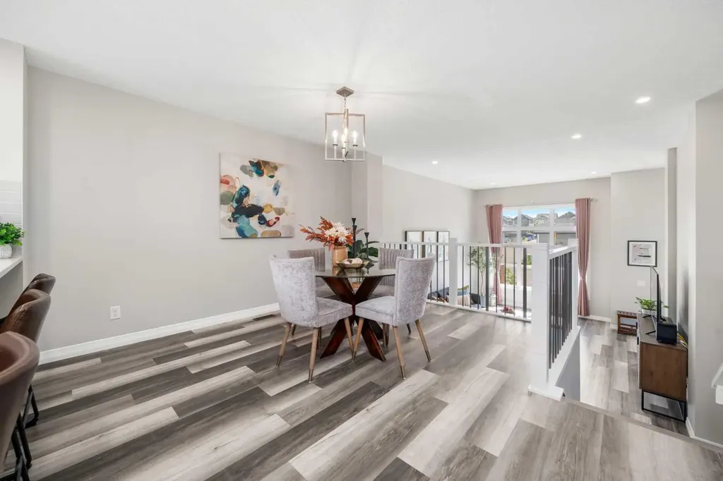 374 Magnolia Square SE Calgary AB T3M 2W4