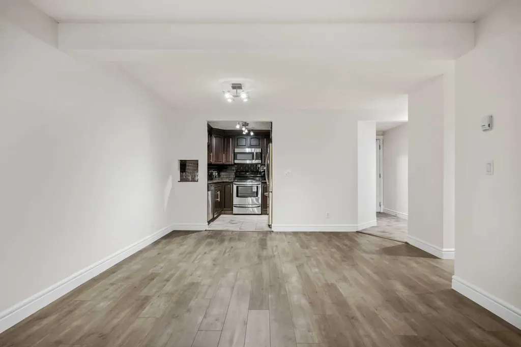 2010 35 Avenue SW Calgary AB T2T 2E1