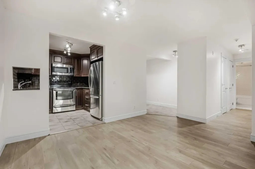 2010 35 Avenue SW Calgary AB T2T 2E1