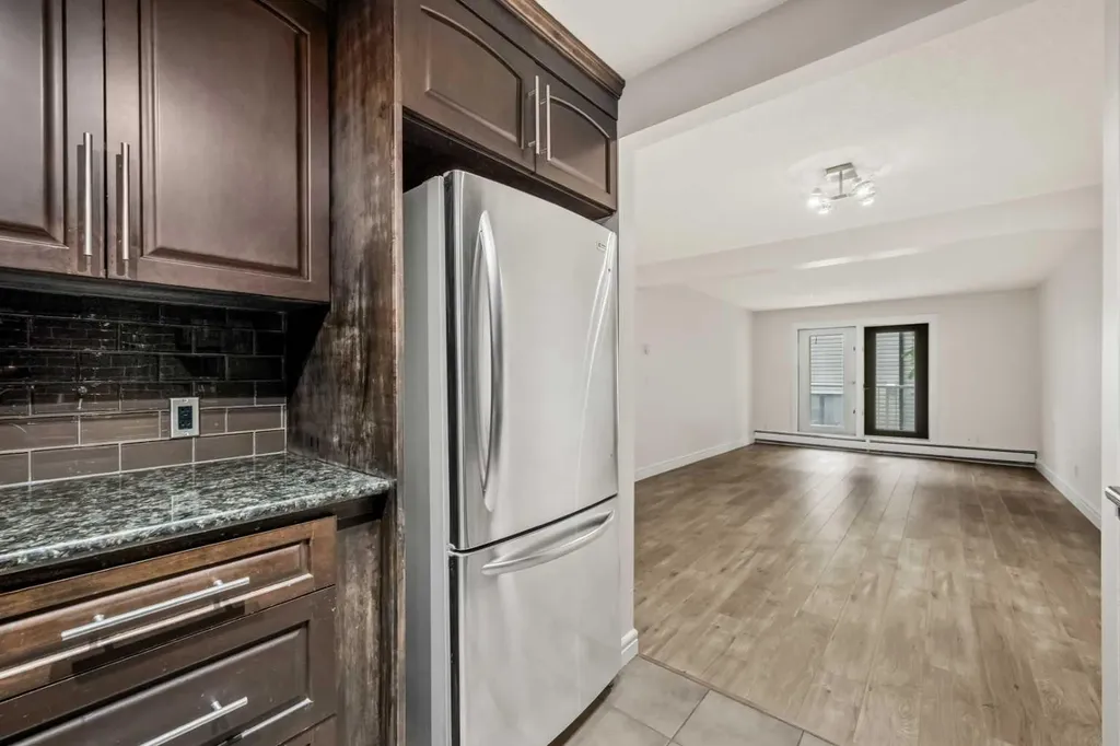 2010 35 Avenue SW Calgary AB T2T 2E1