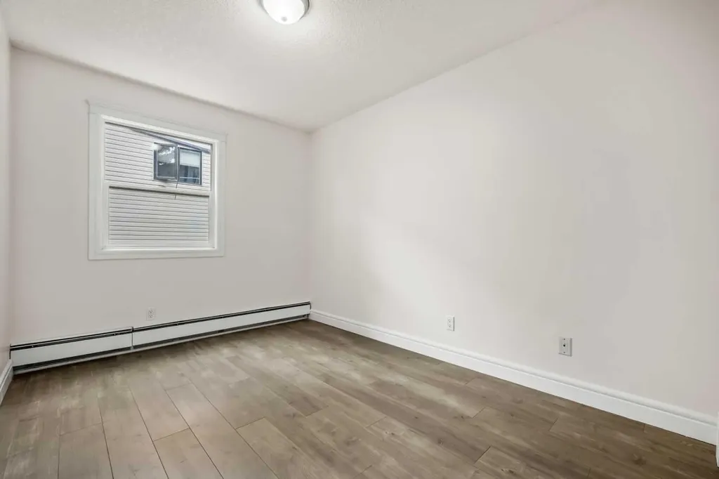 2010 35 Avenue SW Calgary AB T2T 2E1
