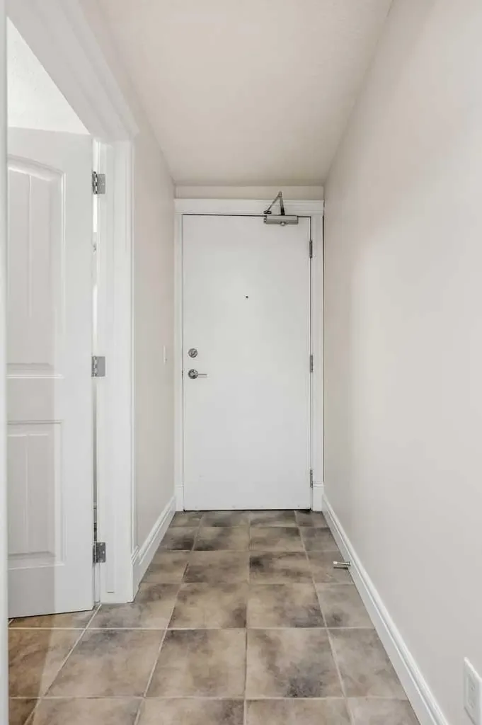 2010 35 Avenue SW Calgary AB T2T 2E1