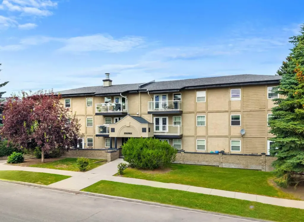 2010 35 Avenue SW Calgary AB T2T 2E1