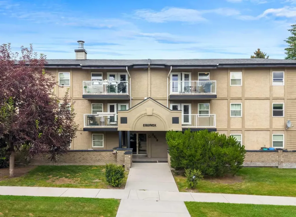 2010 35 Avenue SW Calgary AB T2T 2E1
