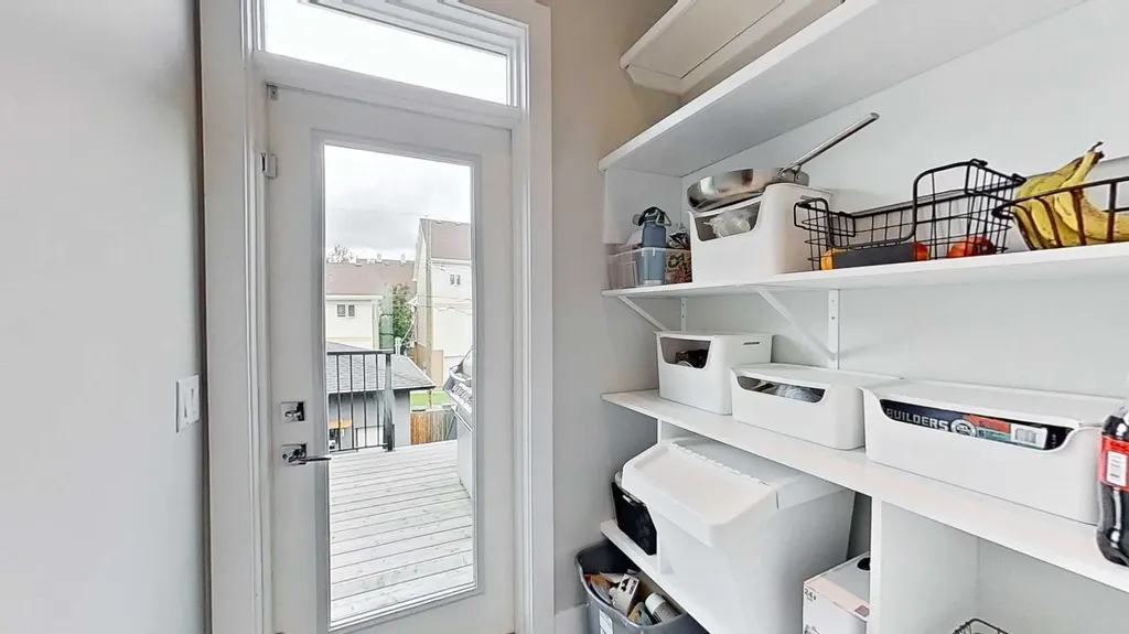 1820 37 Avenue SW Calgary AB T2T2H4