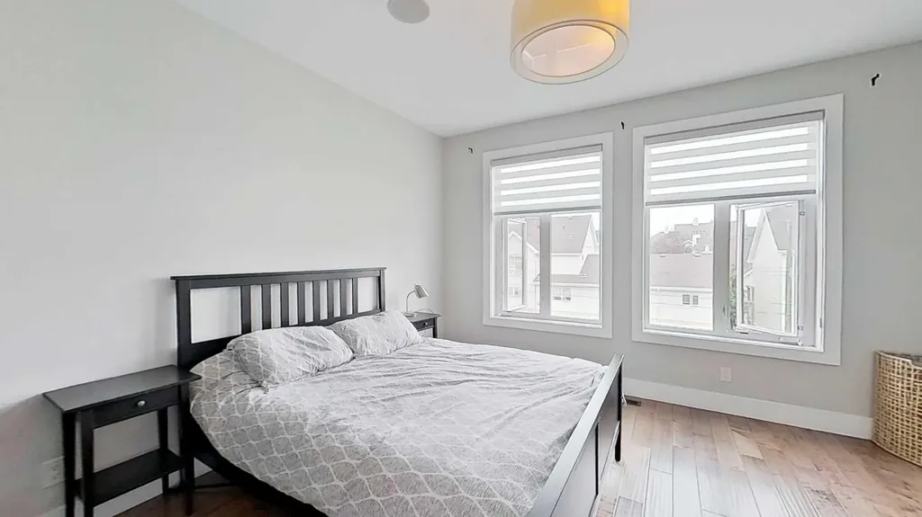 1820 37 Avenue SW Calgary AB T2T2H4