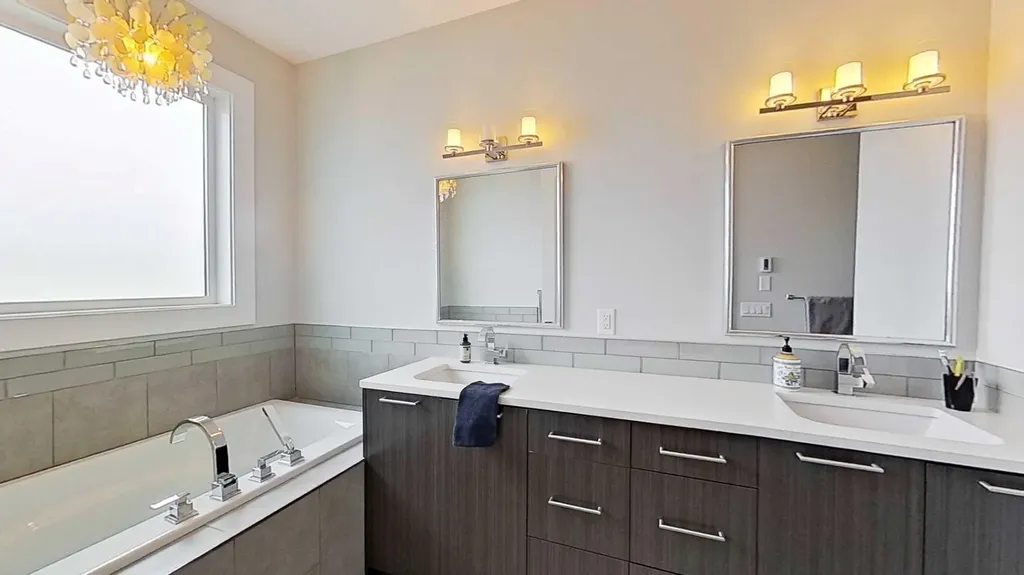 1820 37 Avenue SW Calgary AB T2T2H4