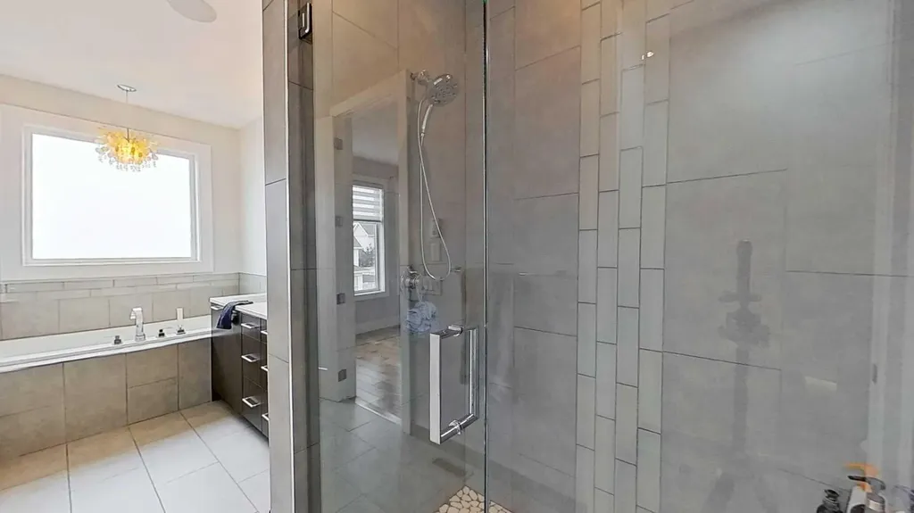 1820 37 Avenue SW Calgary AB T2T2H4