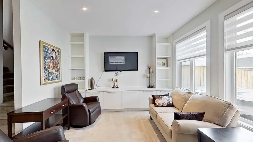 1820 37 Avenue SW Calgary AB T2T2H4