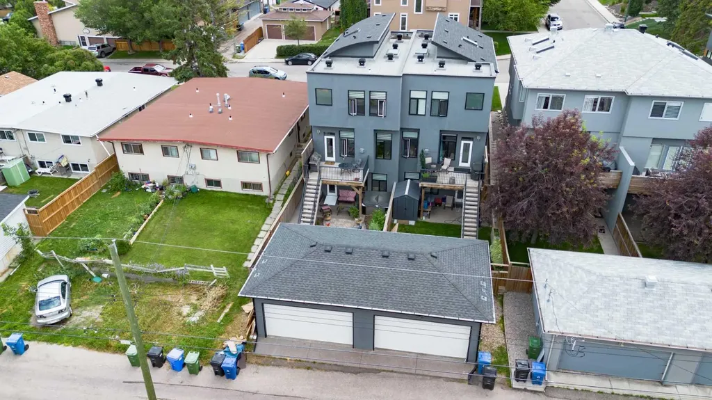 1820 37 Avenue SW Calgary AB T2T2H4