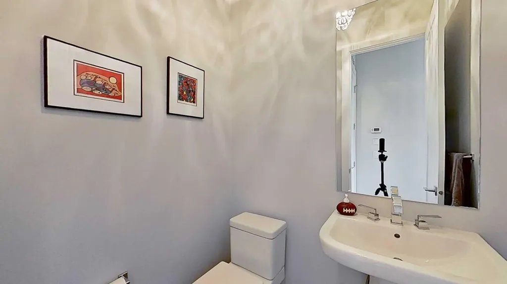 1820 37 Avenue SW Calgary AB T2T2H4