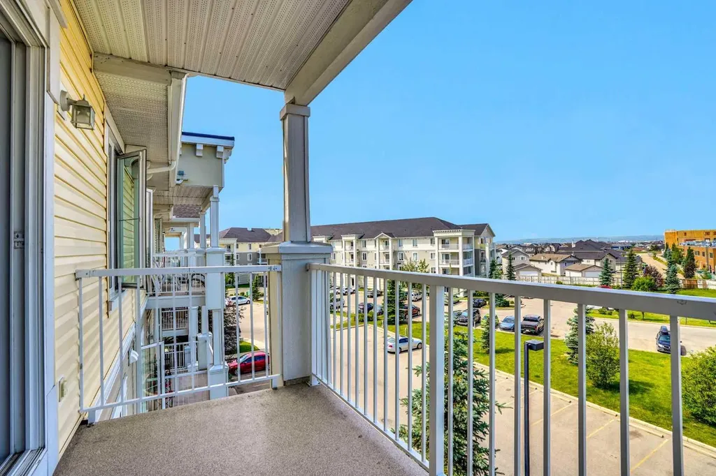 1140 Taradale Drive NE Calgary AB T3J 0G1