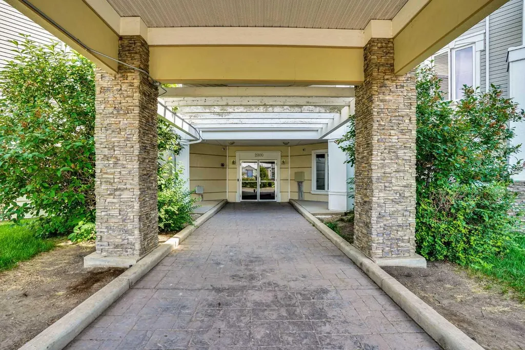 1140 Taradale Drive NE Calgary AB T3J 0G1