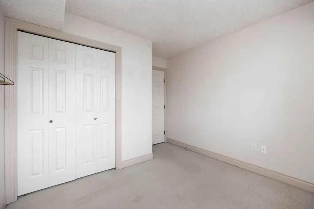 38 Riedel Street Fort Mcmurray AB T9H3E1