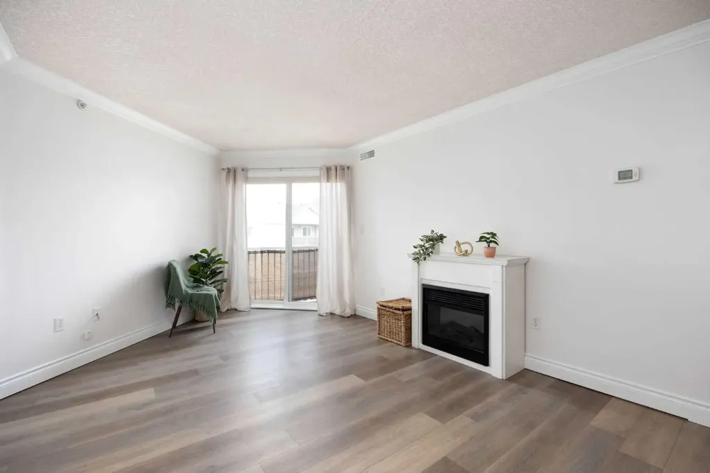 38 Riedel Street Fort Mcmurray AB T9H3E1