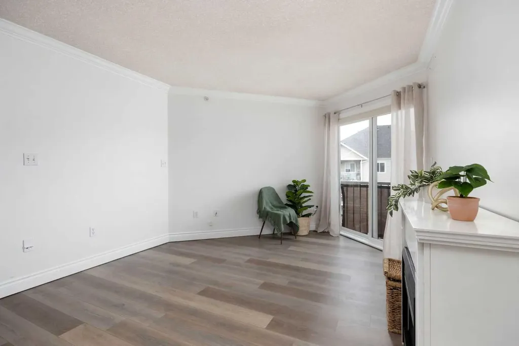 38 Riedel Street Fort Mcmurray AB T9H3E1