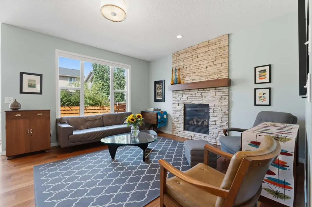 48 Brightoncrest Manor SE Calgary AB T2Z 0N9