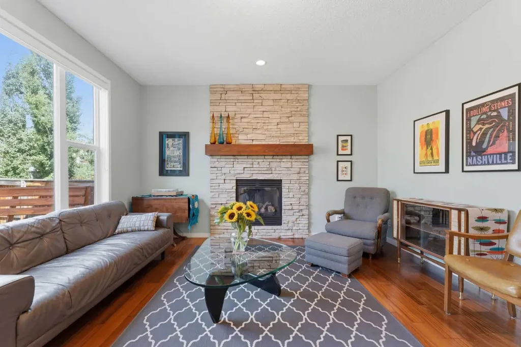 48 Brightoncrest Manor SE Calgary AB T2Z 0N9