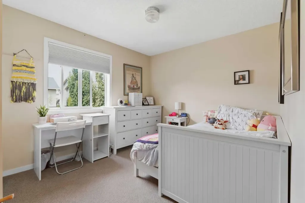 48 Brightoncrest Manor SE Calgary AB T2Z 0N9