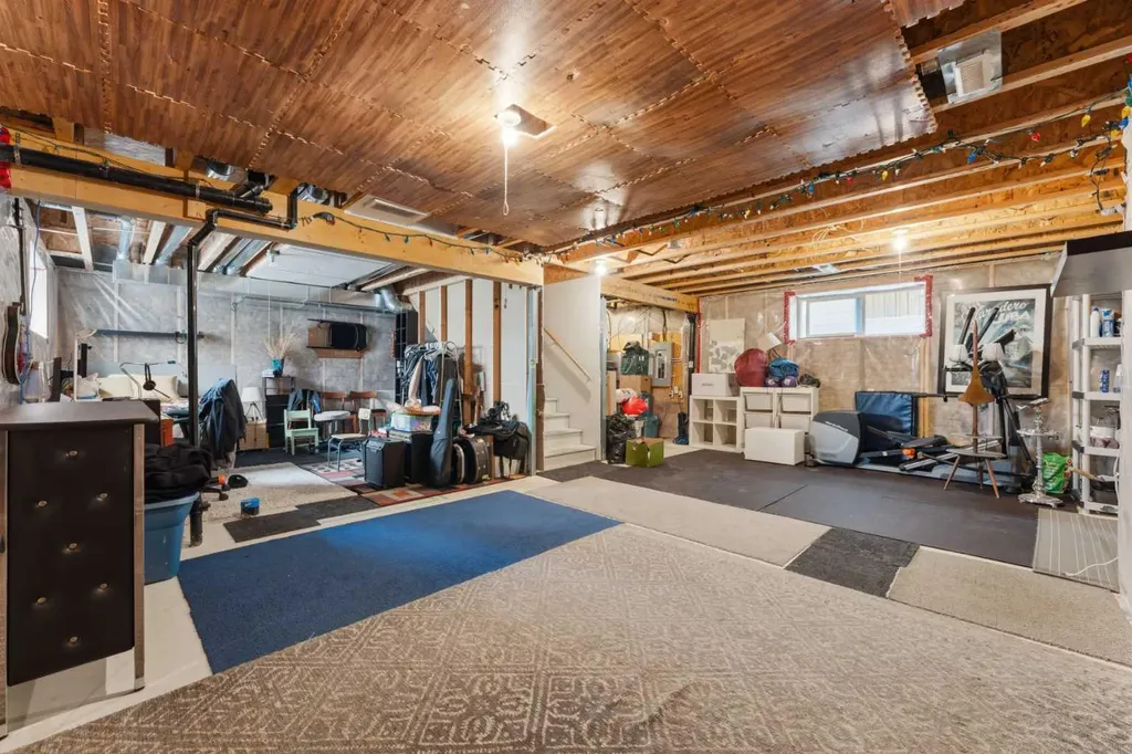 48 Brightoncrest Manor SE Calgary AB T2Z 0N9