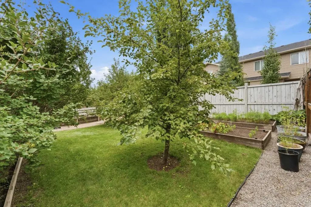 48 Brightoncrest Manor SE Calgary AB T2Z 0N9
