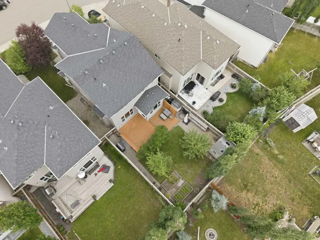 48 Brightoncrest Manor SE Calgary AB T2Z 0N9