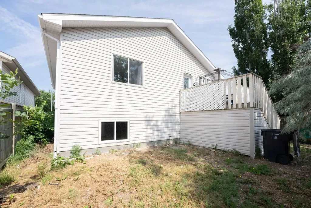 218 Uplands Boulevard N Lethbridge AB T1H 6S6