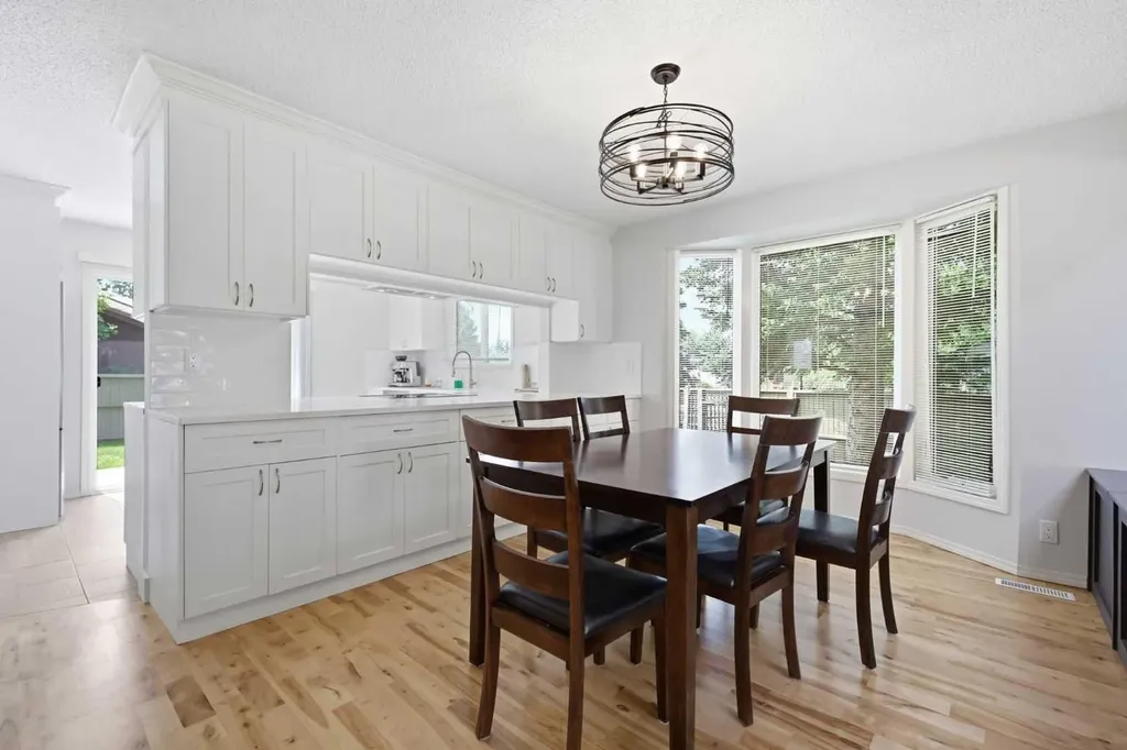 416 Brookpark Drive SW Calgary AB T2W 3N7