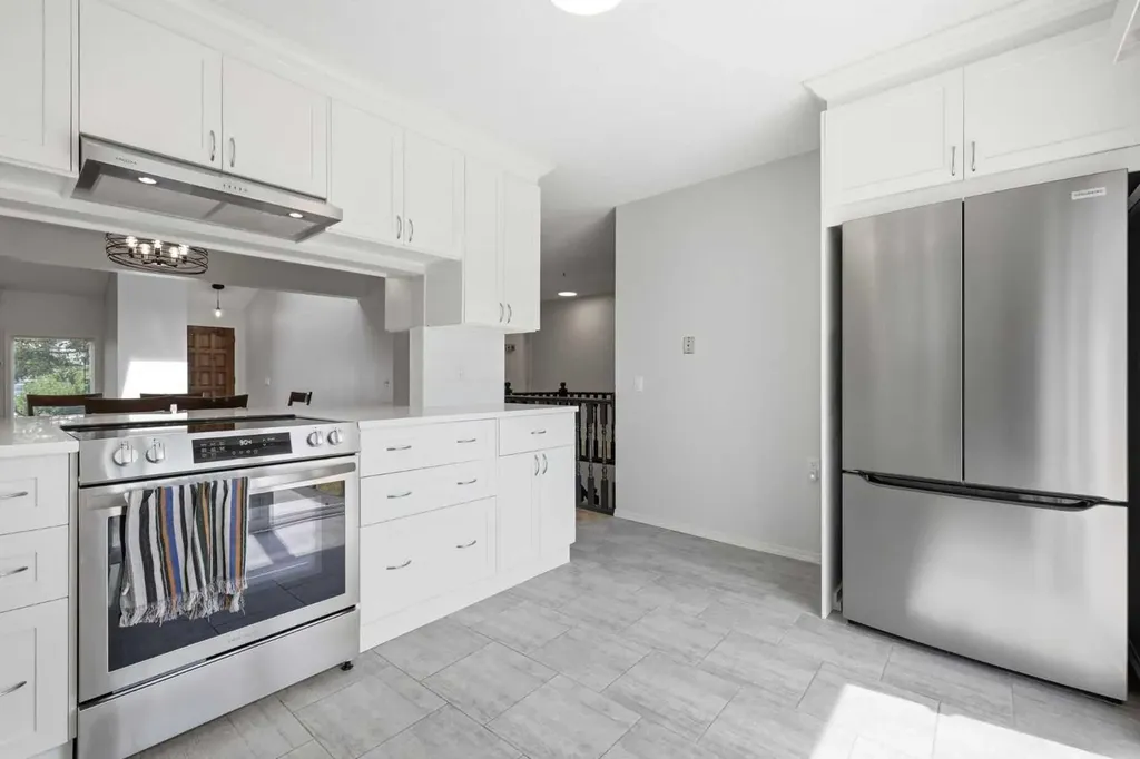 416 Brookpark Drive SW Calgary AB T2W 3N7