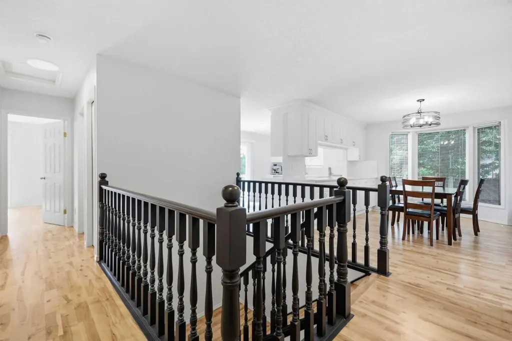 416 Brookpark Drive SW Calgary AB T2W 3N7