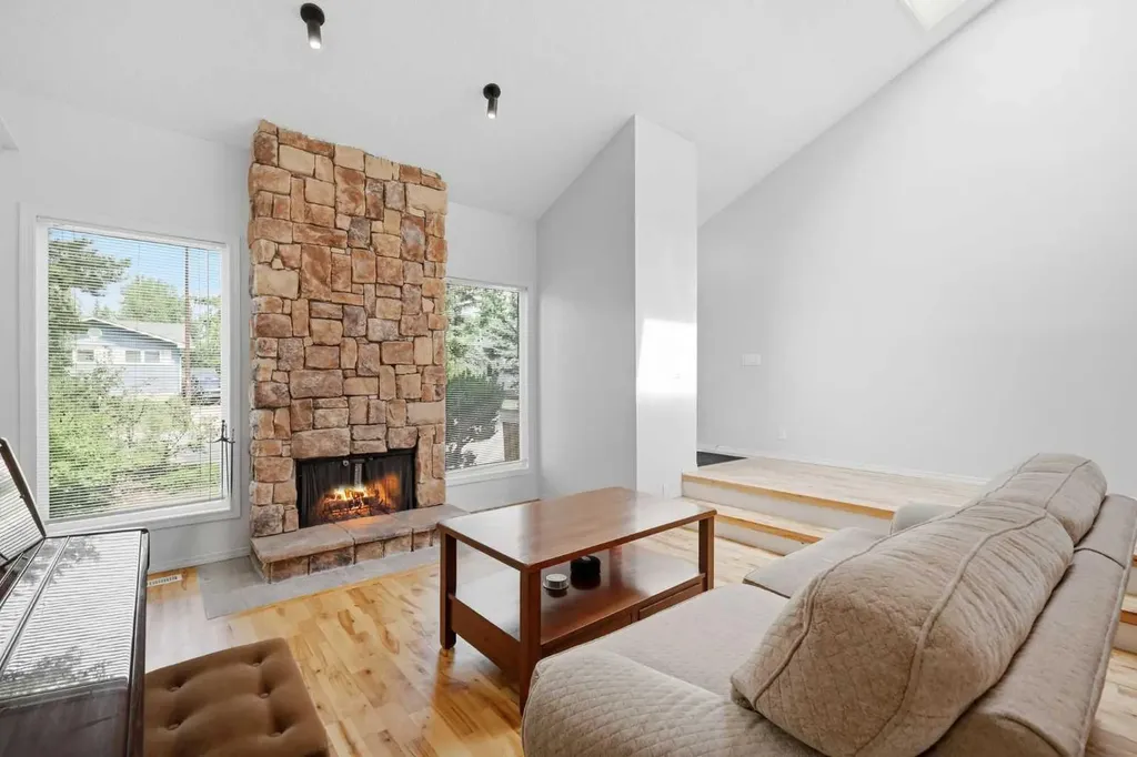 416 Brookpark Drive SW Calgary AB T2W 3N7