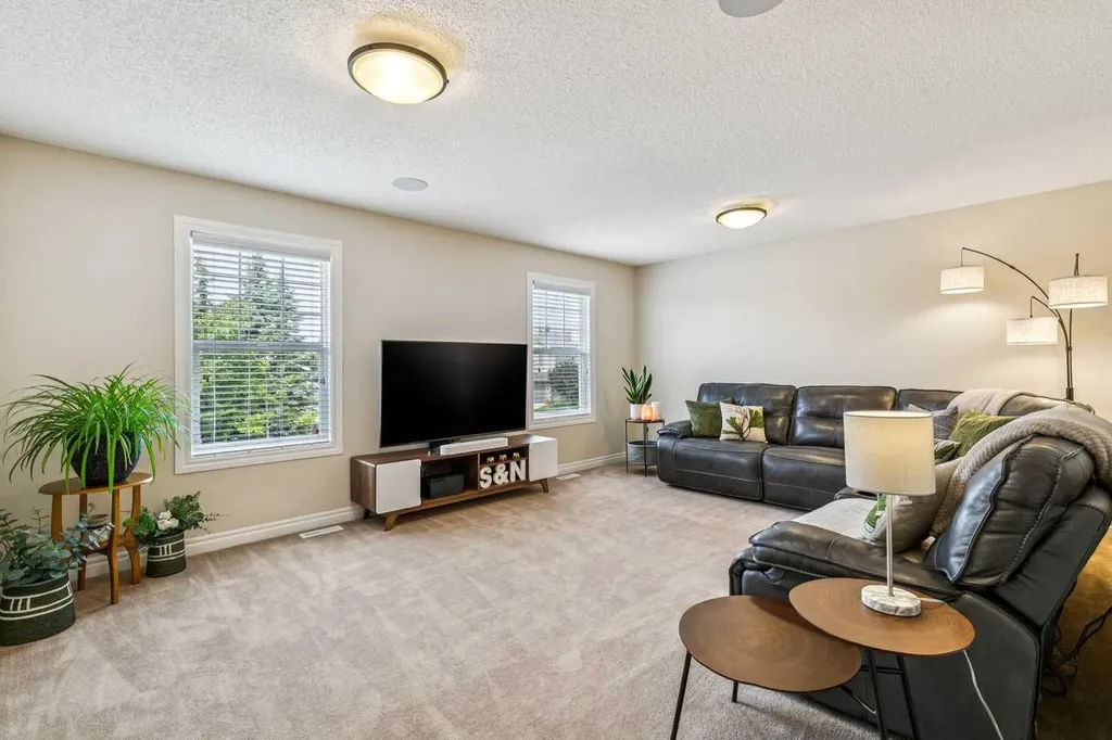 101 Drake Landing View Okotoks AB T1S 0A1