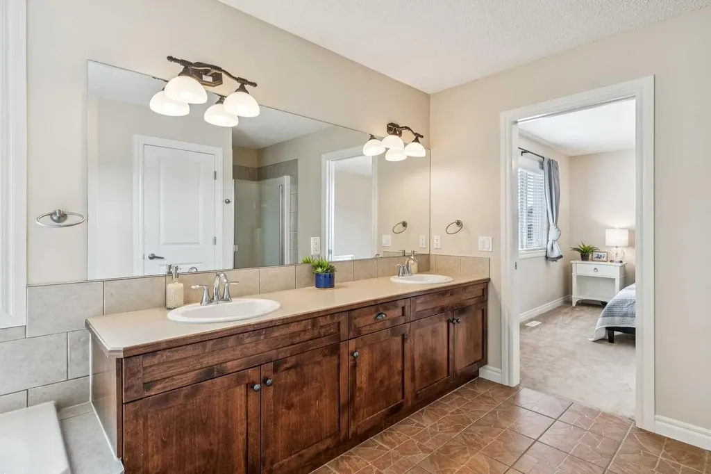 101 Drake Landing View Okotoks AB T1S 0A1