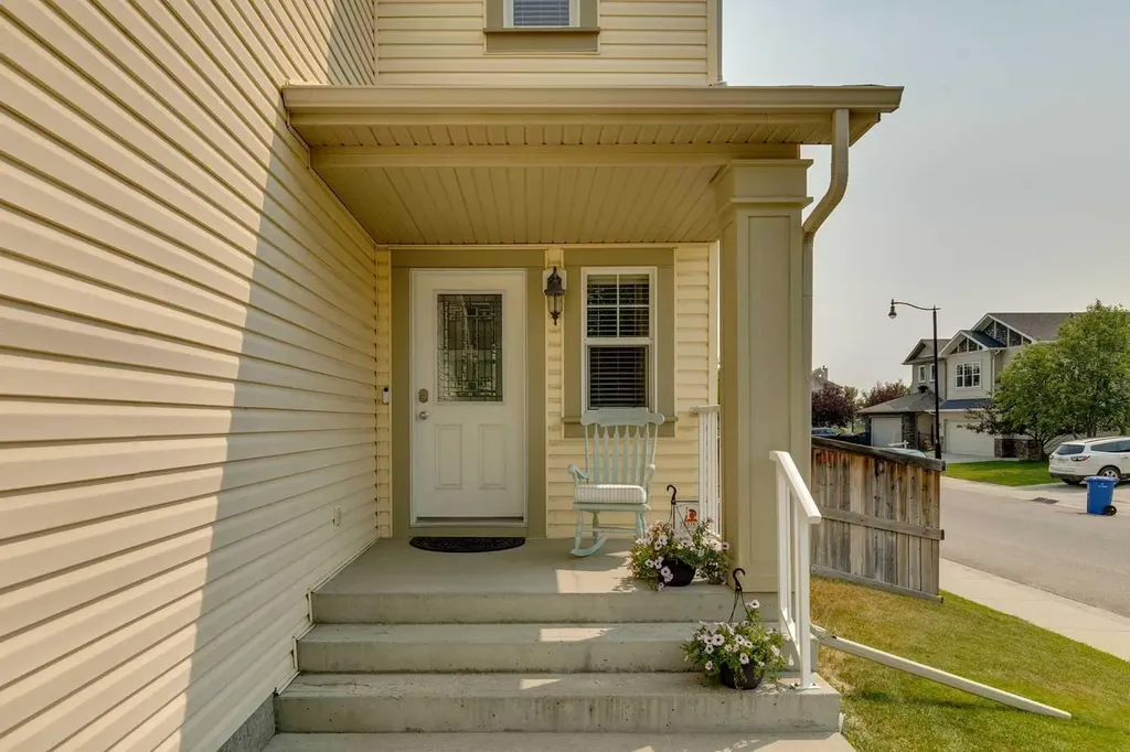 101 Drake Landing View Okotoks AB T1S 0A1