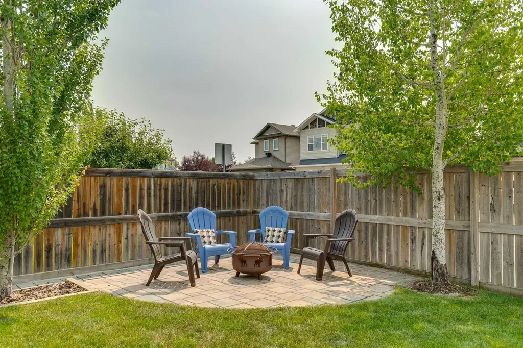 101 Drake Landing View Okotoks AB T1S 0A1