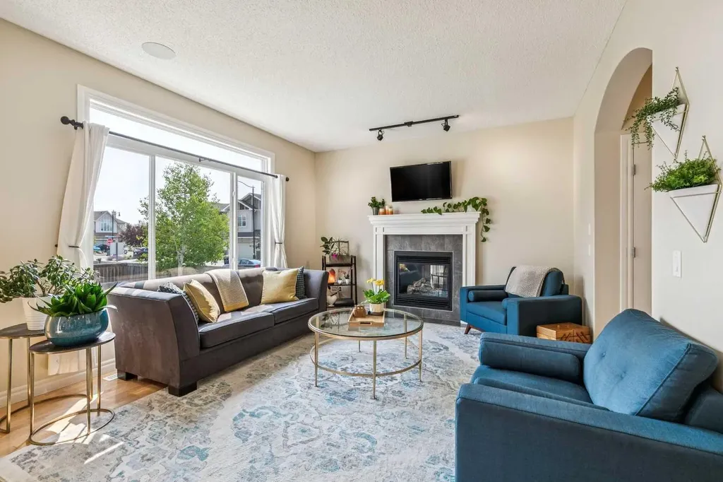 101 Drake Landing View Okotoks AB T1S 0A1