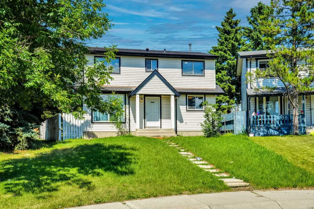 36 Falton Court NE Calgary AB T3J 1J3